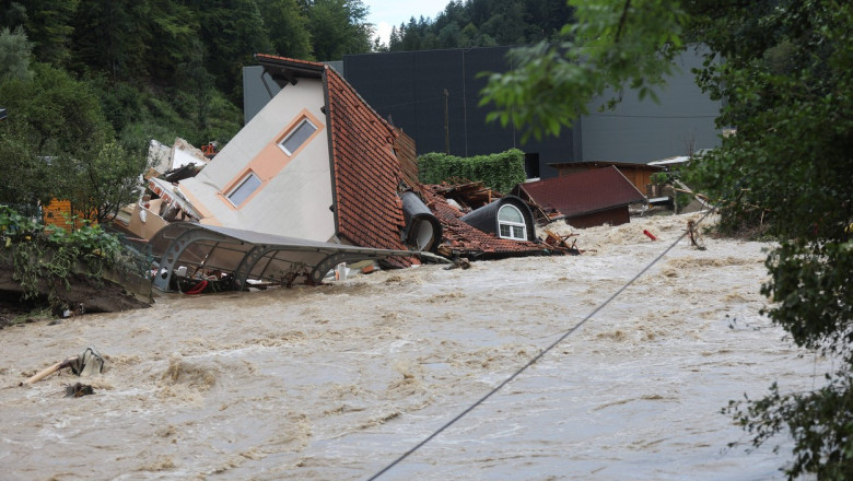 Photo of foto | „Cel mai mare dezastru natural din ultimele trei decenii”. Slovenia cere ajutorul UE și NATO după inundațiile devastatoare